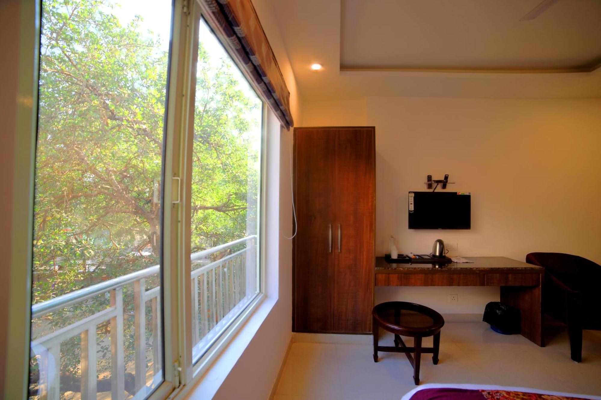 Hotel Chanakya Inn ニューデリー エクステリア 写真