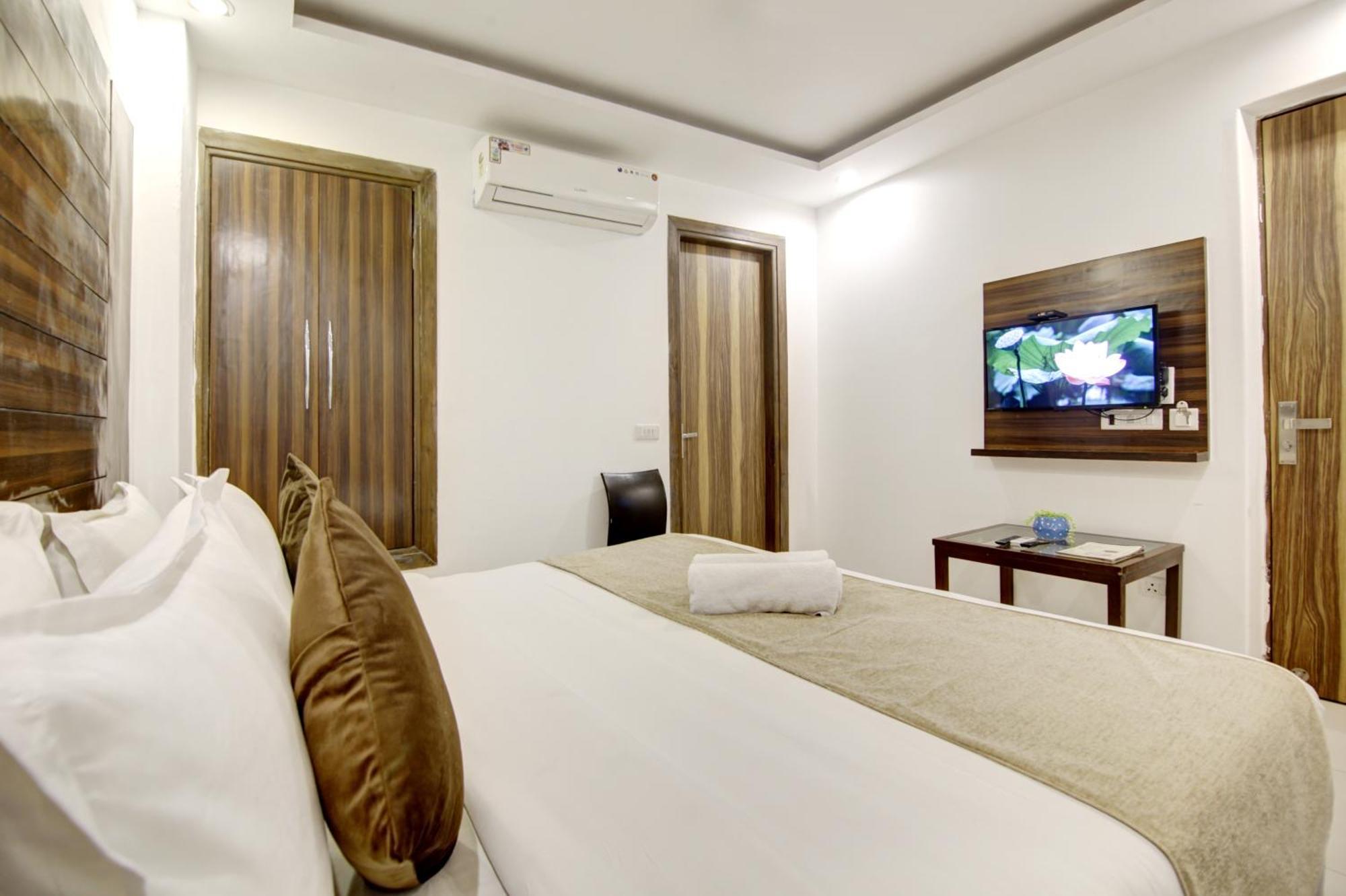 Hotel Chanakya Inn ニューデリー エクステリア 写真