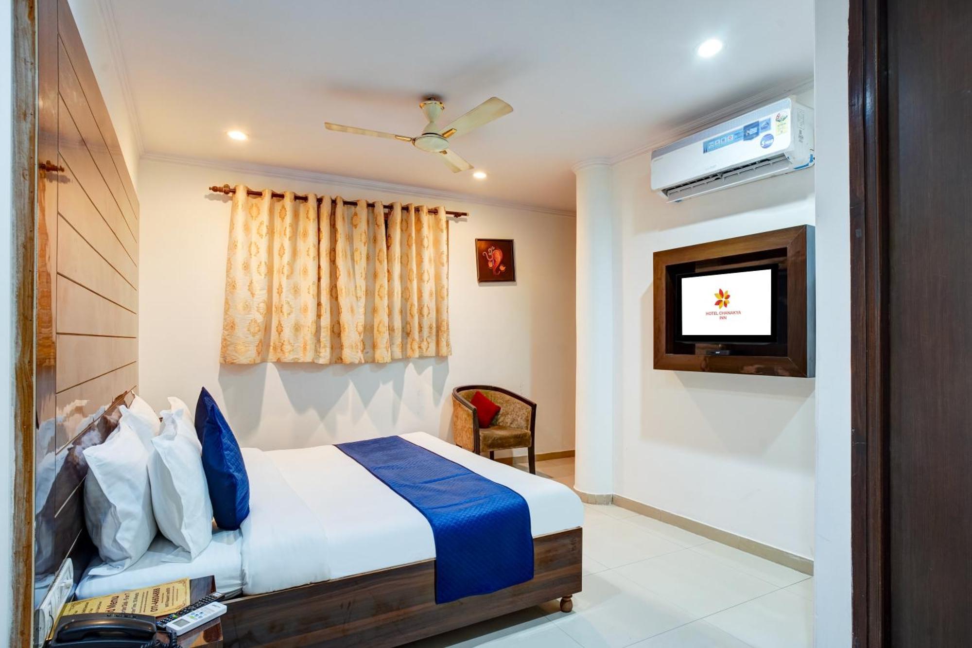 Hotel Chanakya Inn ニューデリー エクステリア 写真