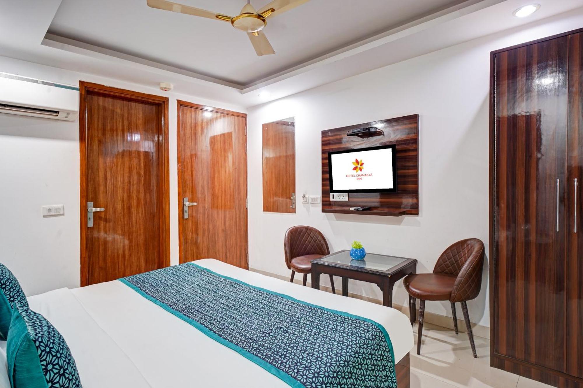 Hotel Chanakya Inn ニューデリー エクステリア 写真