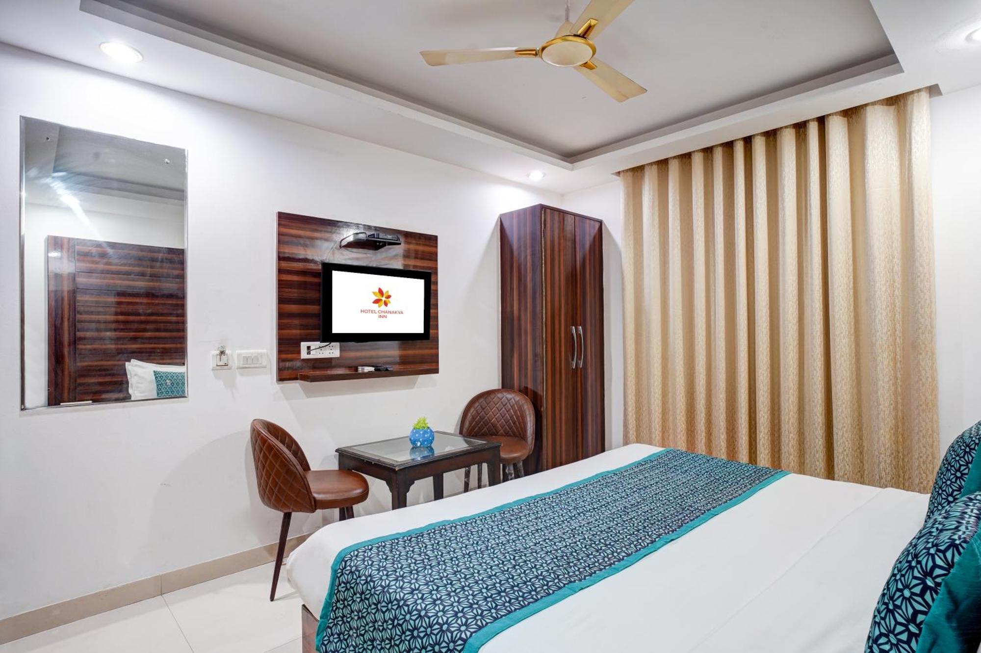 Hotel Chanakya Inn ニューデリー エクステリア 写真