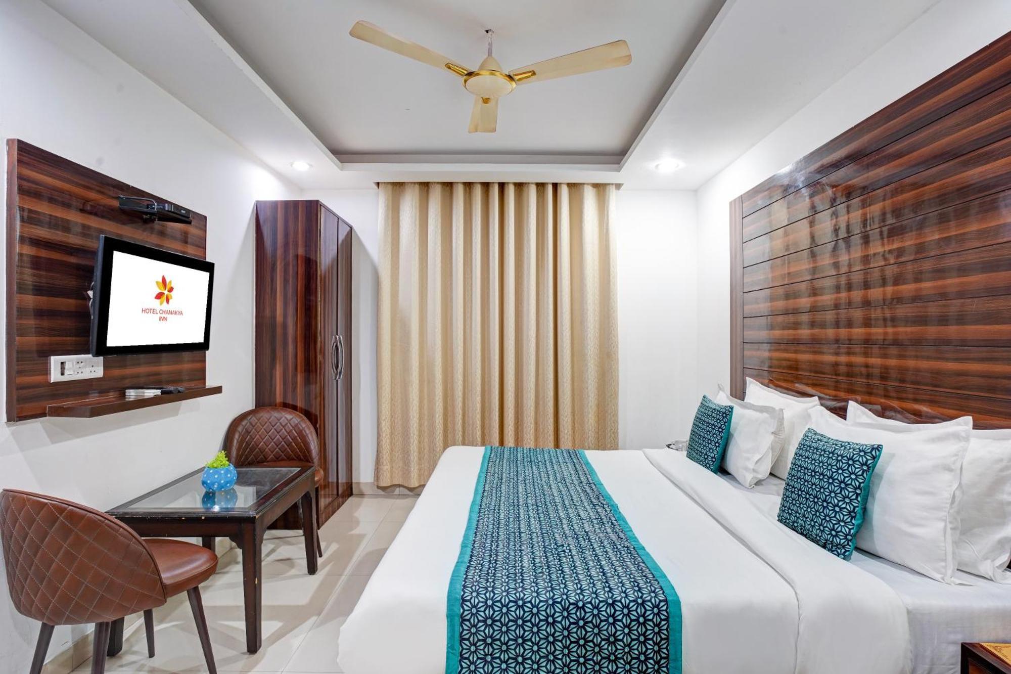 Hotel Chanakya Inn ニューデリー エクステリア 写真
